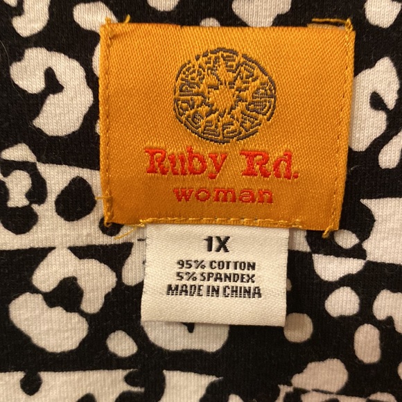 EUC Ruby Rd 1X V-neck 3/4 sleeve top - Picture 5 of 5